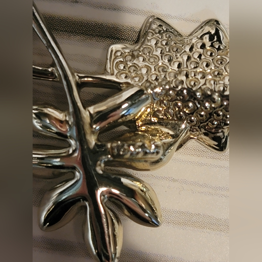BB35 Vintage Gold-tone Leaf-Motif Choker Necklace - Picture 4 of 4